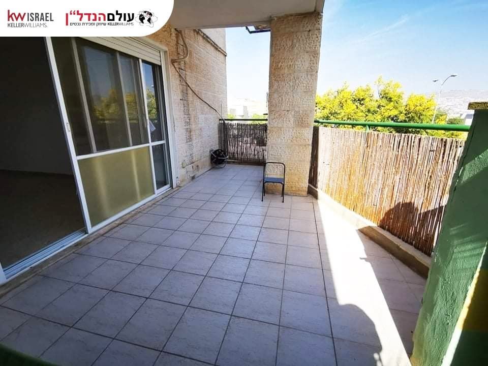 חדש בבלעדיות למכירה! דירת 4 חדרים בכרמיאל ממוקמת באיזור מרכזי ומבוקש — תמונה 1