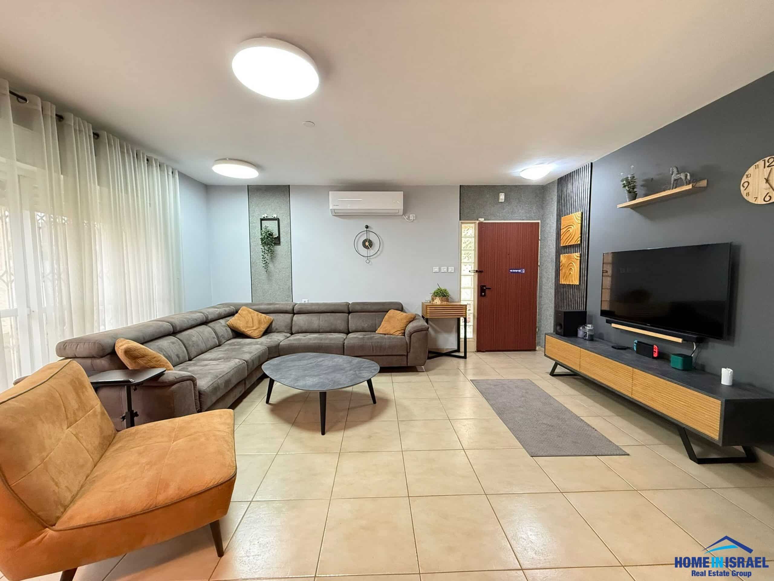 למכירה בבלעדיות, קוטג' חדש 5 חדרים מעוצב ומרווח בשכונה מבוקשת בכרמיאל. — תמונה 2